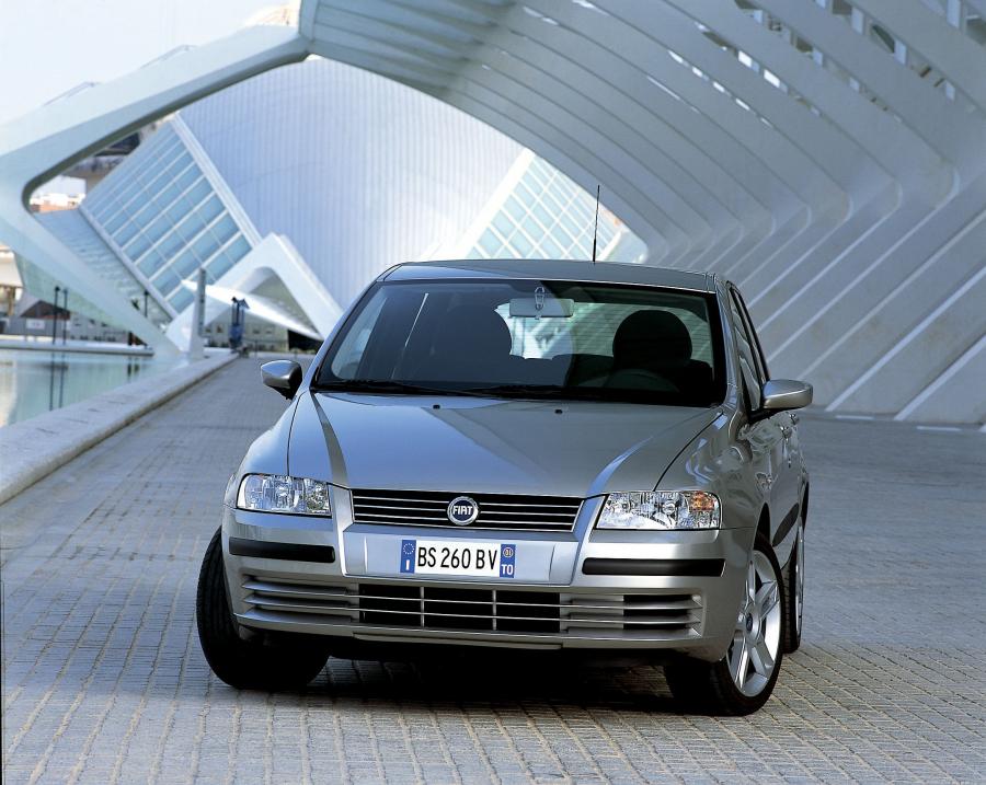  Fiat Stilo 2002 года  (фото 124 из 177)
